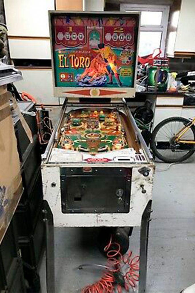 el toro pinball machine williams